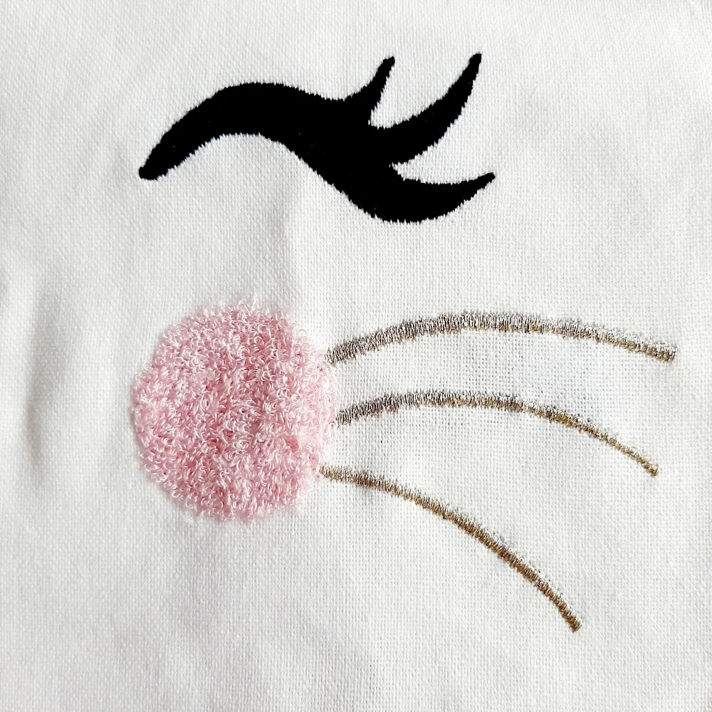 NWT ISAAC MIZRAHI EASTER TABLE RUNNER